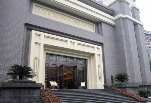 ��ǰ��������W(w��ng)ӛ�ߺ͏���Փ���W(w��ng)�ѽM�ɵġ����Қvʷӛ�����ѿ���(zh��n)Ӣ�ҡ���ӣ��ؑcվ��С��ꠣ������Ї������h�ɚvʷ����^���^��