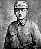 ������(1905��1933)���ֆ������ؑc���_�h����1925��12�¿���V���S��܊У3�ڲ�������1926�ꮅ�I(y��)����У��(d��n)��4��5��6�ڽ̹١�1932�궬�·�������܊��17܊25����75�õ�149�F(tu��n)��У�F(tu��n)�L���v���ݓ�(d��n)�γǷ���1933��3�£��ʲ��S���(du��)���Ϻӱ�������ǰ�ڌ��oĸ�H�����һ�����зQ������܊ռ�I(l��ng)�˖|��ʡ���F(xi��n)���M(j��n)���L�������������Σ�������ʲ����������c��܊��������(zh��n)���������ԃ������3��11���������ںӱ�ʡ�ű�������܊�����������Џ��������r��28�q���˺�����������׷������܊�ٌ���