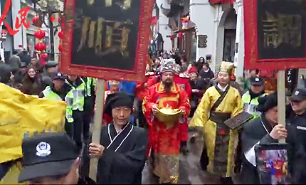 ҕ�l�������ӭؔ(c��i)�� ������_��������������ݺӷ��֚vʷ�օ^(q��)��ӭ��(l��i)��һ��һ�ȵ�ӭؔ(c��i)��c�´����(d��ng)���mȻ������С�꣬����׌���������οͺúõ��_����һ�ء���Ԕ��(x��)�� 