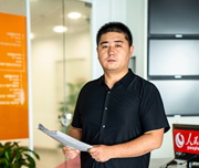 6.奮斗獎(jiǎng)：孫永新（第二黨支部、總編室）